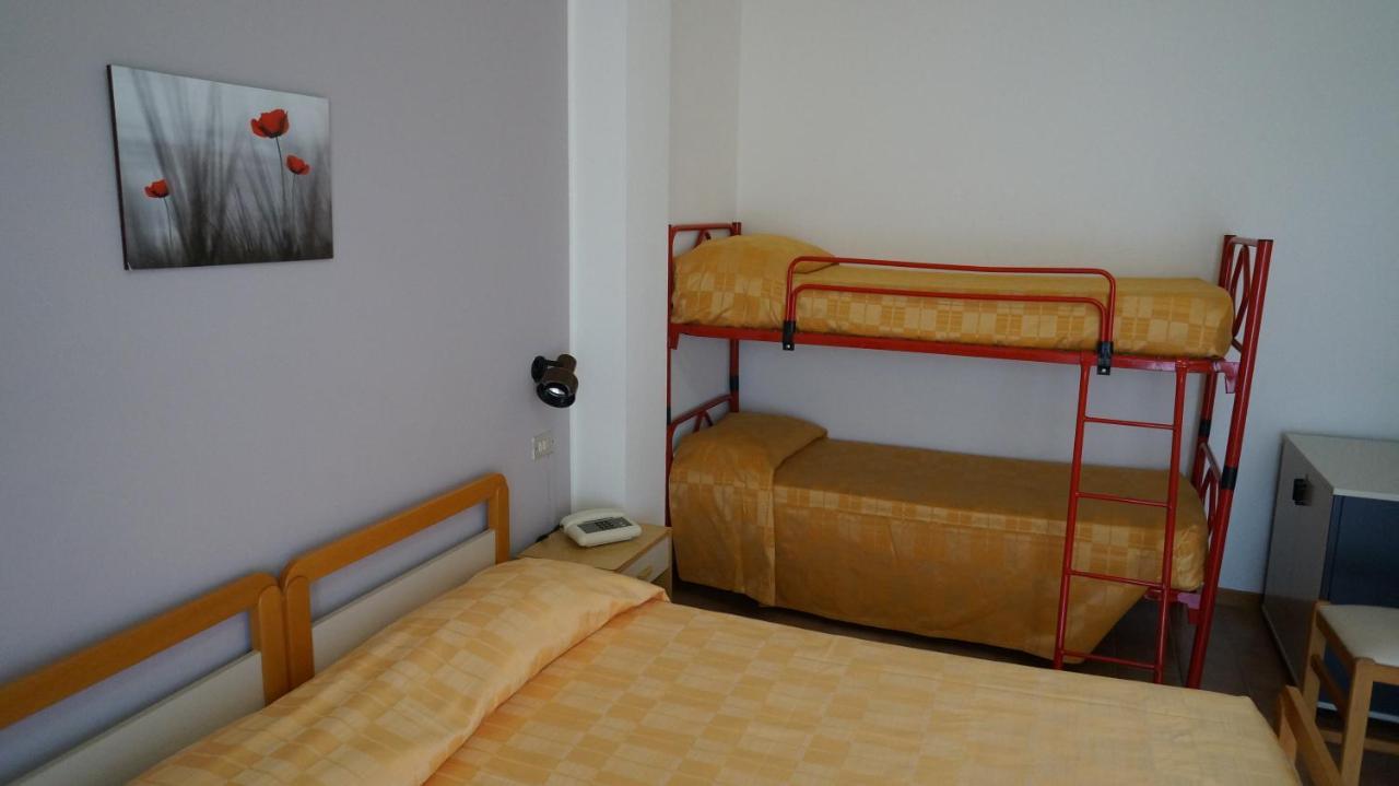Hotel Quattropalme Tortoreto Extérieur photo
