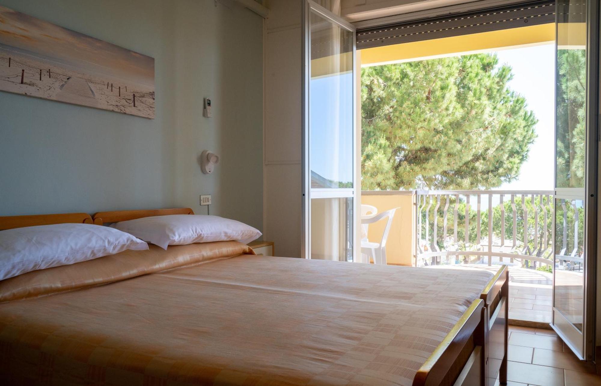 Hotel Quattropalme Tortoreto Extérieur photo